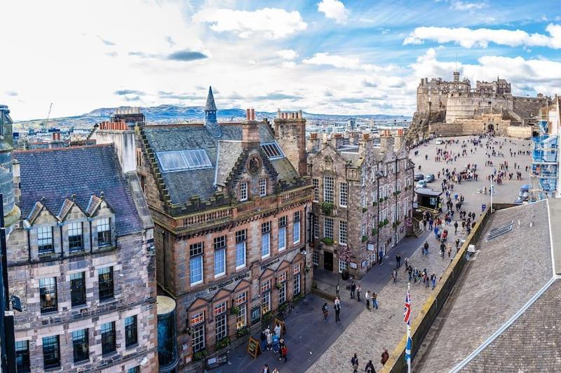 2Bedroom Apartment By The Castle Edinburgh Eksteriør bilde